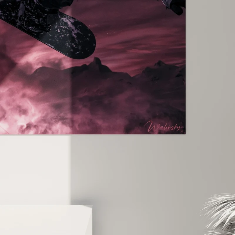 Tableau Snowboardeur suspendu ciel pourpre montagne - Envol nocturne - Edition Snowboard