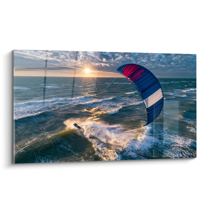 Tableau Kitesurfeur voile bleu marine et rose sur mer scintillante - Soleil perçant les nuages - Edition Kite surf