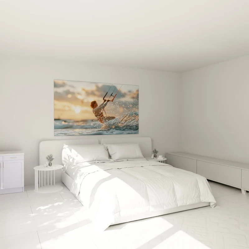 Tableau Kitesurfeur doré fendant une vague - Envol du soir - Edition Kite surf