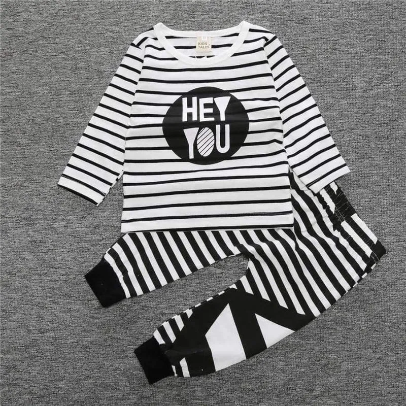 Neugeborenes Baby-Kleidung Baby-Kleidung Unisex gelb Farbe Langarm-Shirt + Hose 2-tlg. Bebe Mädchen Kleidung Set ST205