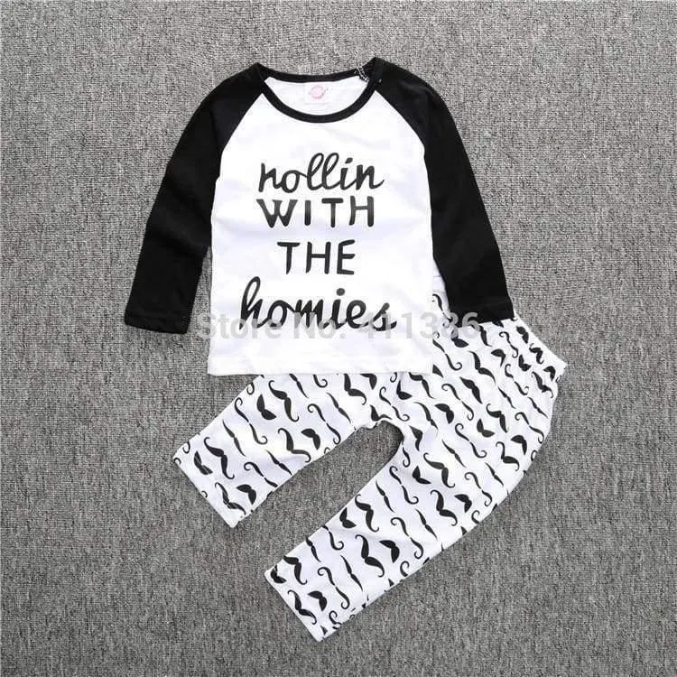 Neugeborenes Baby-Kleidung Baby-Kleidung Unisex gelb Farbe Langarm-Shirt + Hose 2-tlg. Bebe Mädchen Kleidung Set ST205