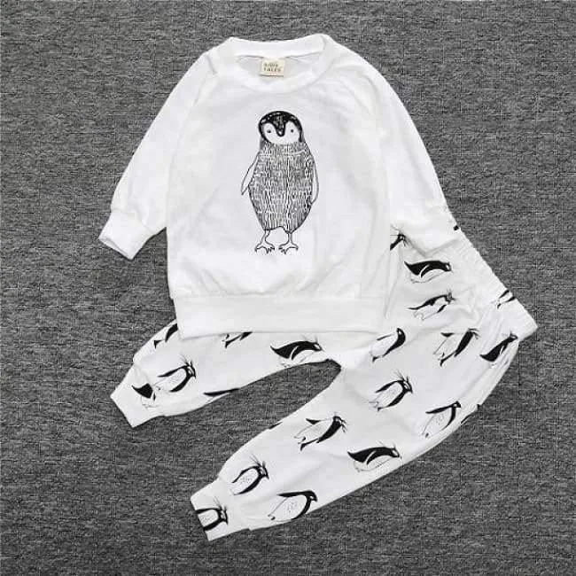 Neugeborenes Baby-Kleidung Baby-Kleidung Unisex gelb Farbe Langarm-Shirt + Hose 2-tlg. Bebe Mädchen Kleidung Set ST205