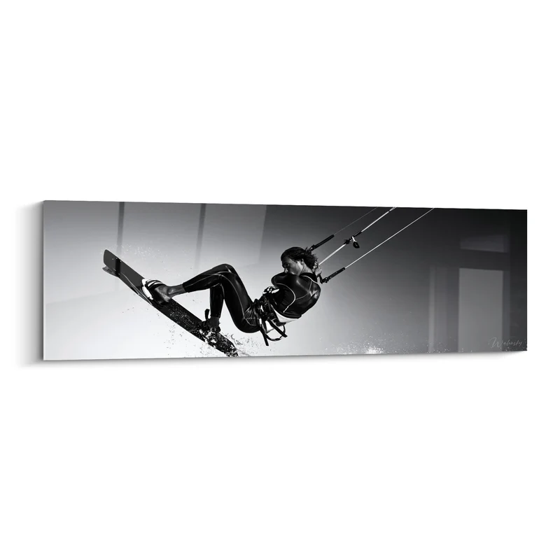 Tableau Kitesurfeuse noire et blanche cheveux dénoués - Combinaison intégrale ajustée - Edition Kite surf