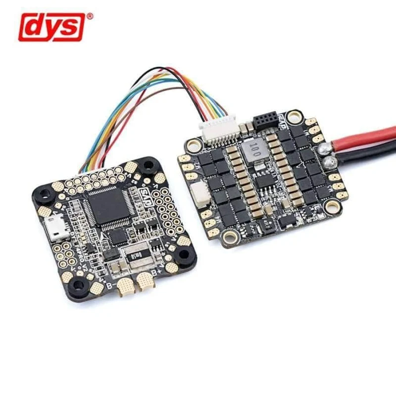 DYS Flugsteuerung F4 PRO V2 Betaflight mit integriertem OSD-Flachkabelanschluss für 5V / 3A 9V / 1.2A BEC