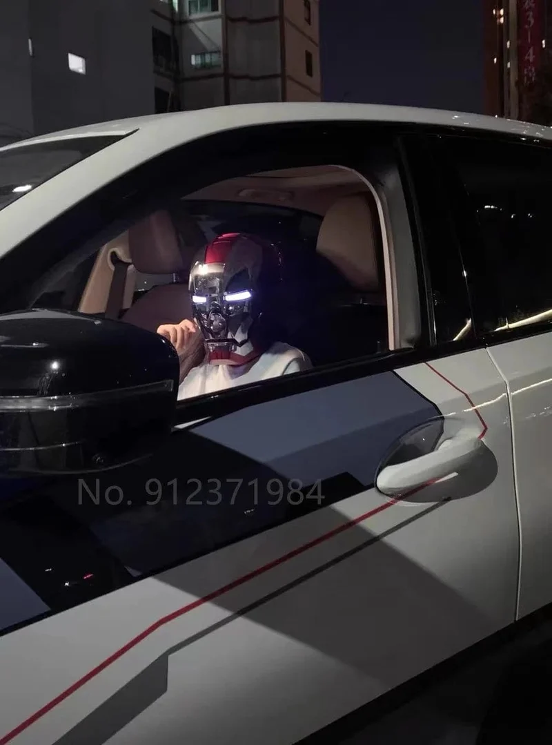 Neu AutoKing 1:1 Mk5 Iron Man Helm Cosplay Sprachsteuerung Augen mit Licht Modell Spielzeug für Erwachsene Elektrisches tragbares Weihnachtsgeschenk