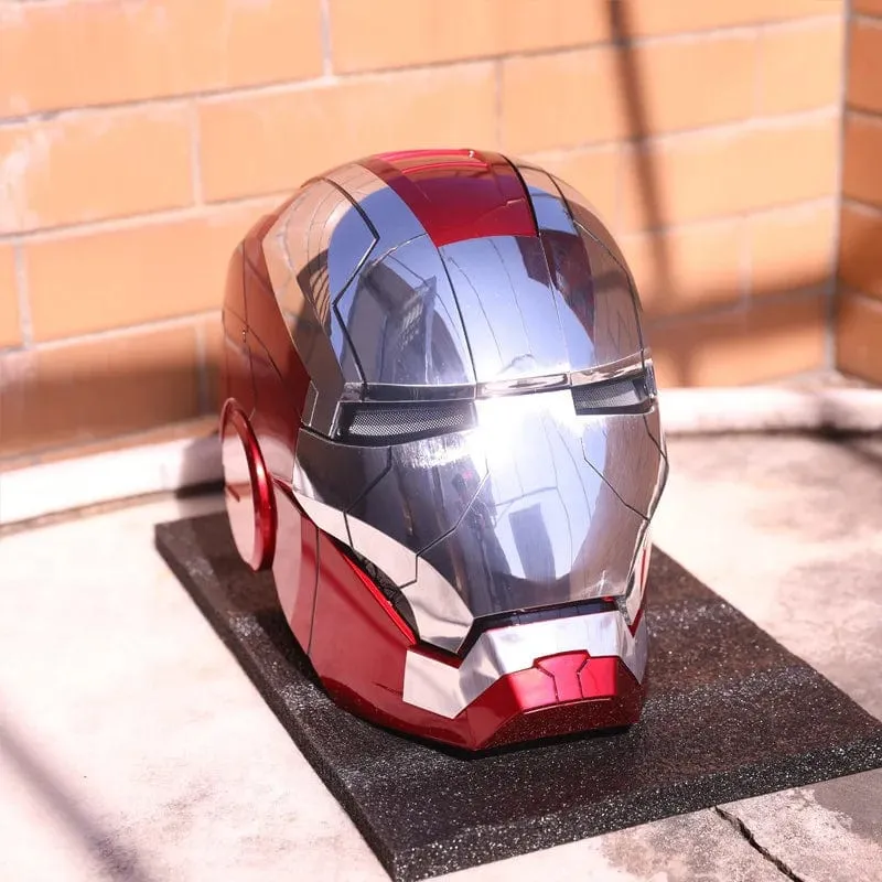 Neu AutoKing 1:1 Mk5 Iron Man Helm Cosplay Sprachsteuerung Augen mit Licht Modell Spielzeug für Erwachsene Elektrisches tragbares Weihnachtsgeschenk