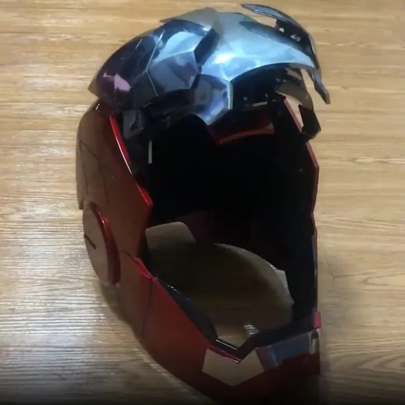 Neu AutoKing 1:1 Mk5 Iron Man Helm Cosplay Sprachsteuerung Augen mit Licht Modell Spielzeug für Erwachsene Elektrisches tragbares Weihnachtsgeschenk