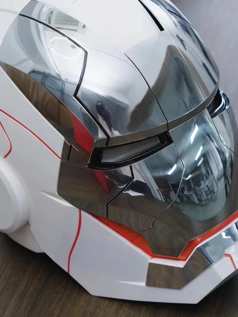 Neu AutoKing 1:1 Mk5 Iron Man Helm Cosplay Sprachsteuerung Augen mit Licht Modell Spielzeug für Erwachsene Elektrisches tragbares Weihnachtsgeschenk